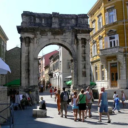 דירה Centar Old Town, With Free Private Parking *